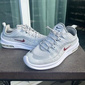 Nike Air Max Axis